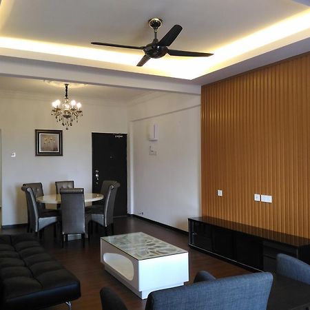 Midcity Service Suite Malacca Exterior photo